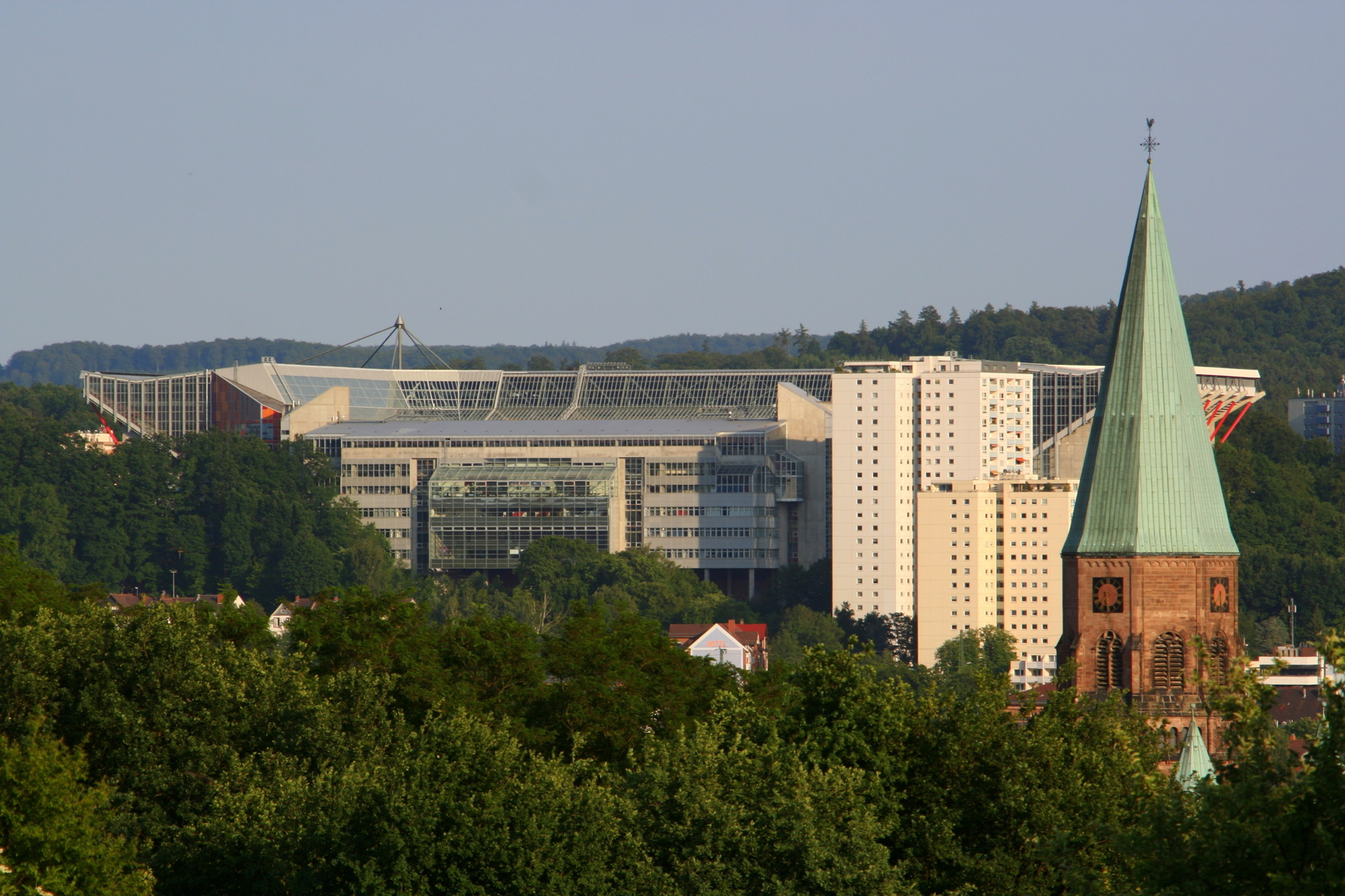 FCK-Stadion; Wirtschaftsdetektiv Kaiserslautern, Privatdetektei Kaiserslautern, Wirtschaftsdetektei